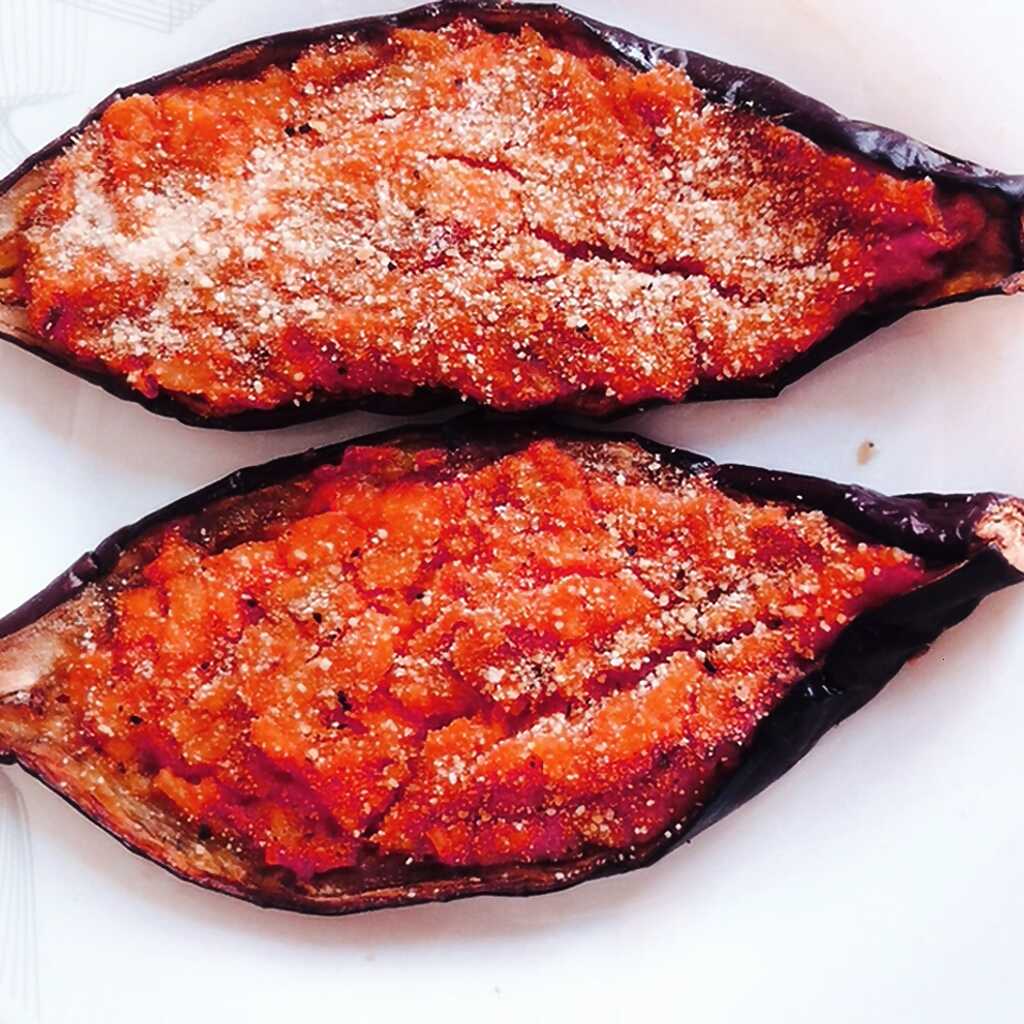 Aubergine mit Reis und Joghurt