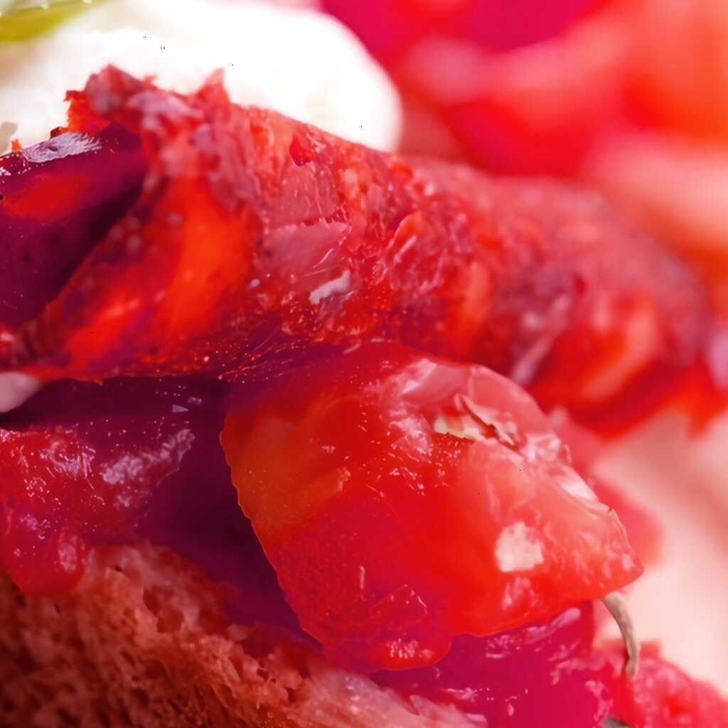 Canapés mit Käse, Tomate und Speck