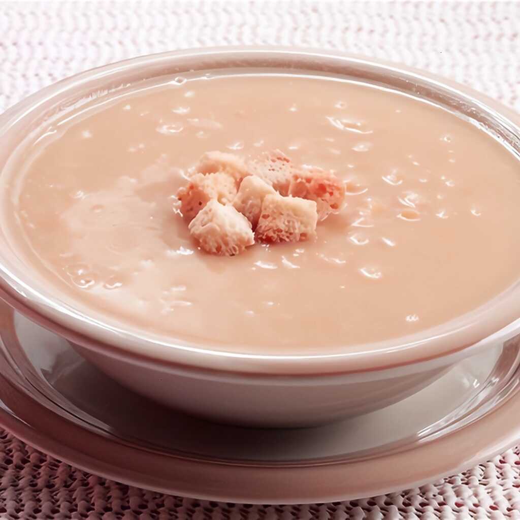 Erbsensuppe auf Fleischbrühe
