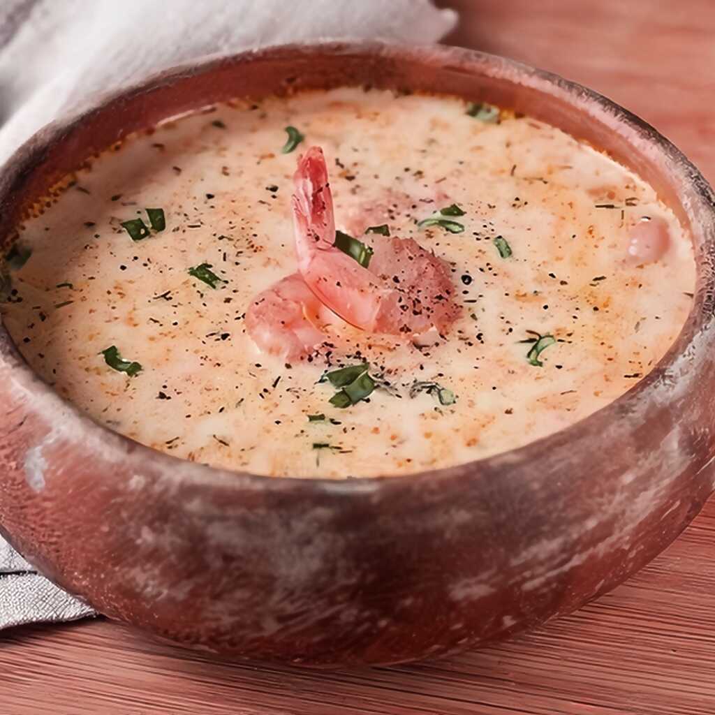 Käsesuppe mit Karotten und Krabben