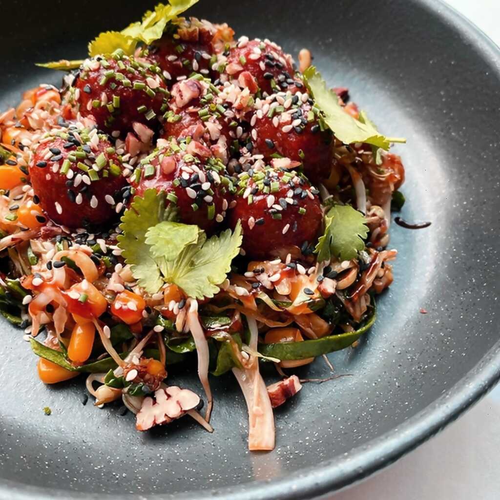 Krautnudeln mit Falafel