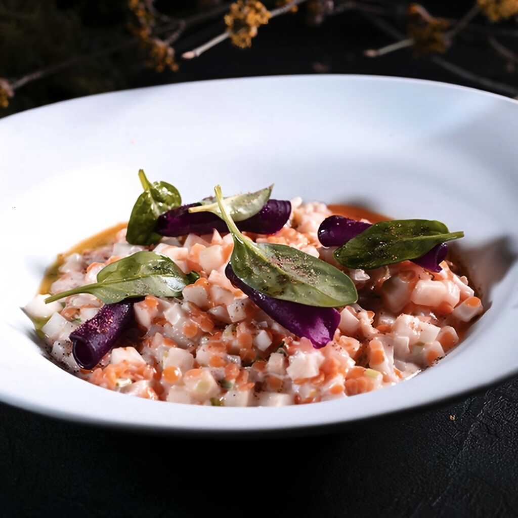 Linsen mit Staudensellerie-Tartar