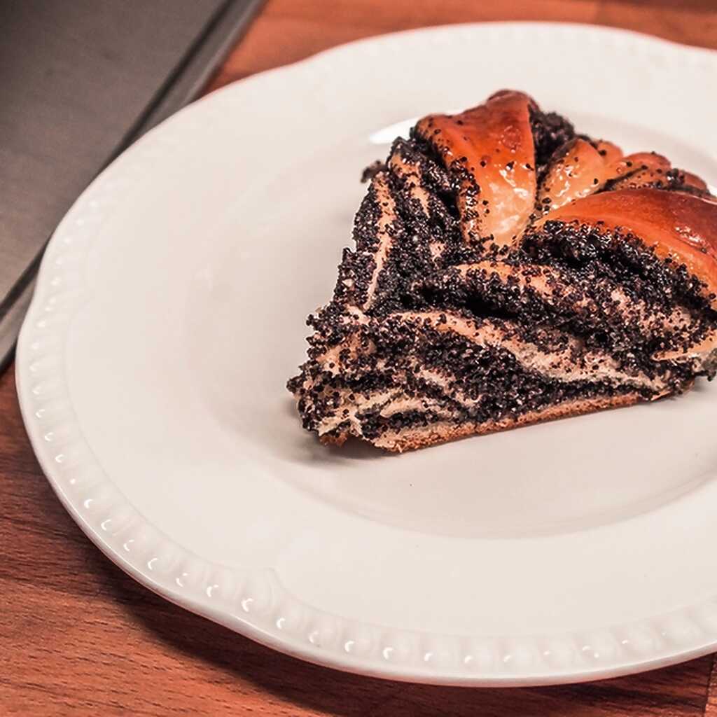 Mohnkuchen auf Mandelmehl