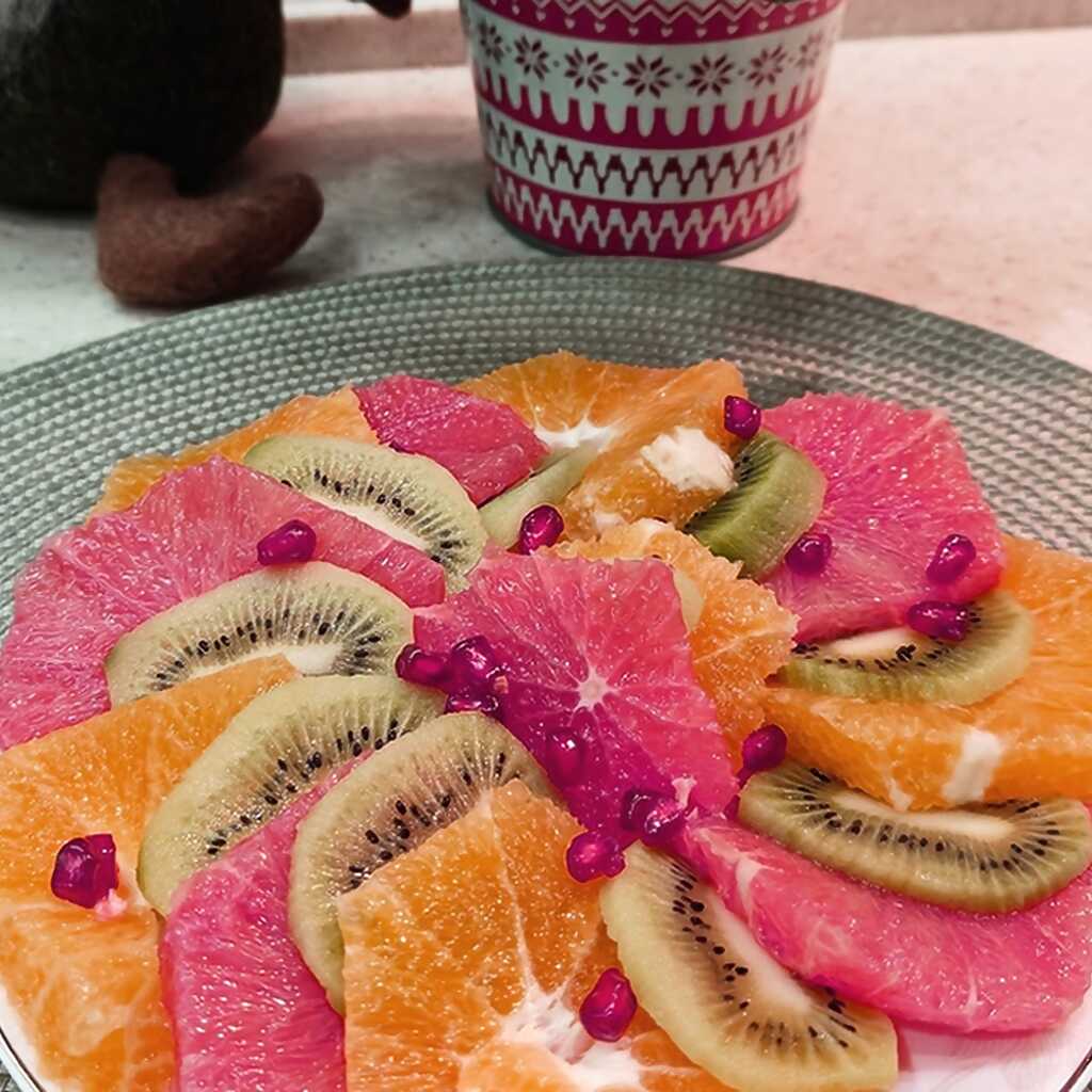 Obstsalat mit Vanillesirup