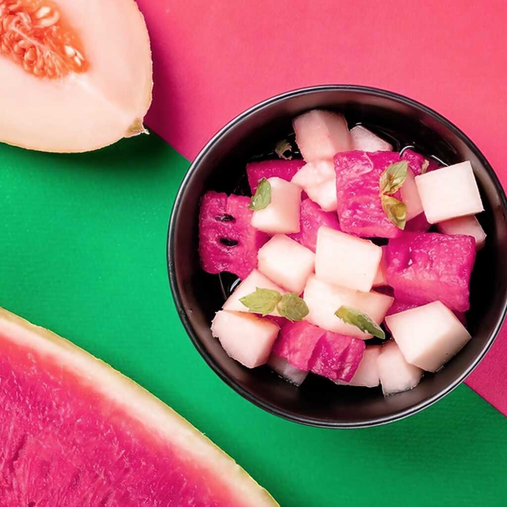 Obstsalat mit Wassermelone und Melone