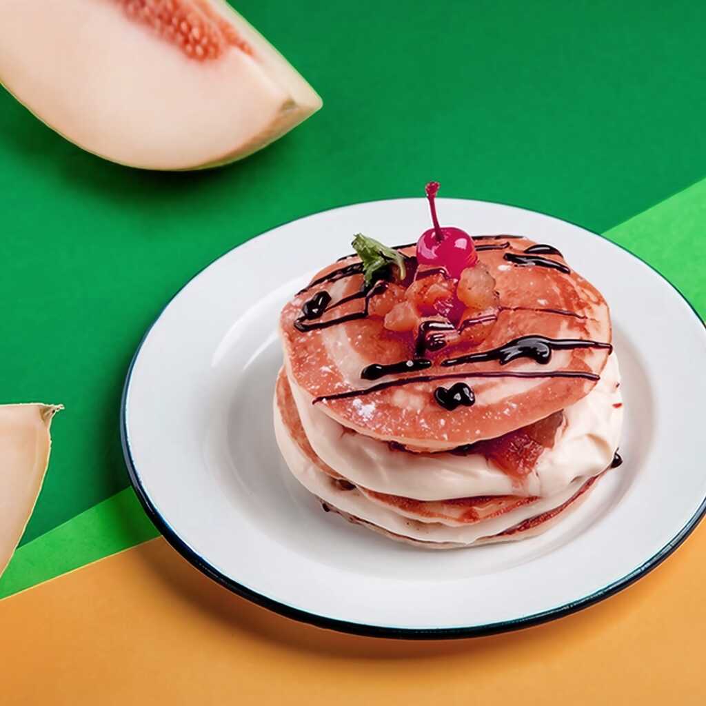 Pfannkuchen mit gewürzter Melone und Buttercreme
