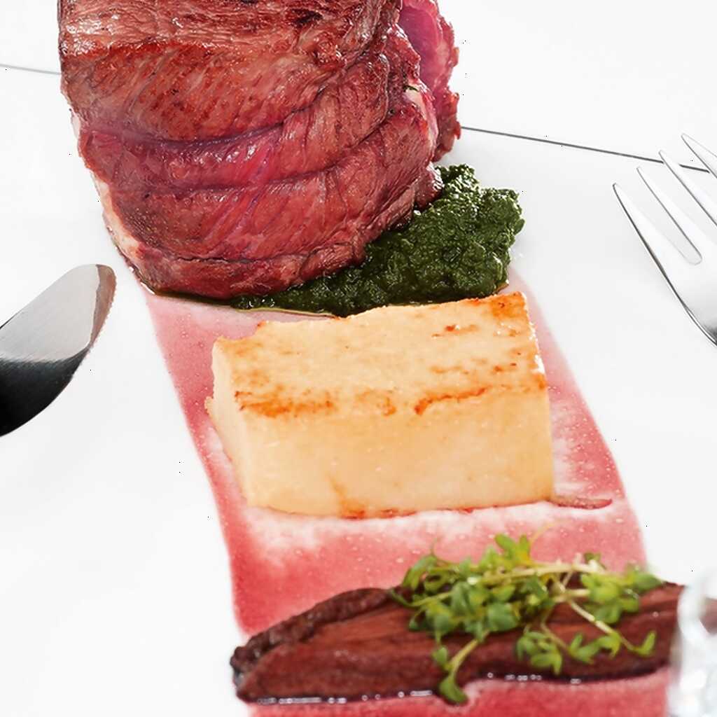Rindfleisch Mignons mit Steinpilzen und Kartoffeln