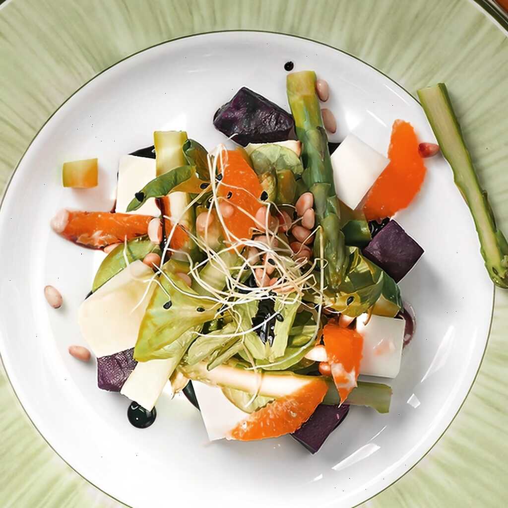 Spargelsalat mit Ziegenkäse