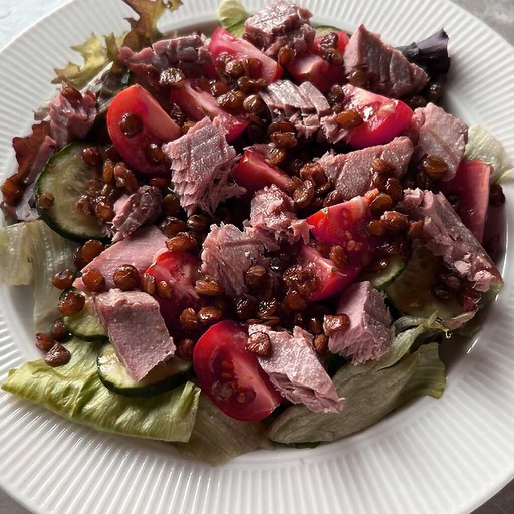 Thunfisch und Linsensalat