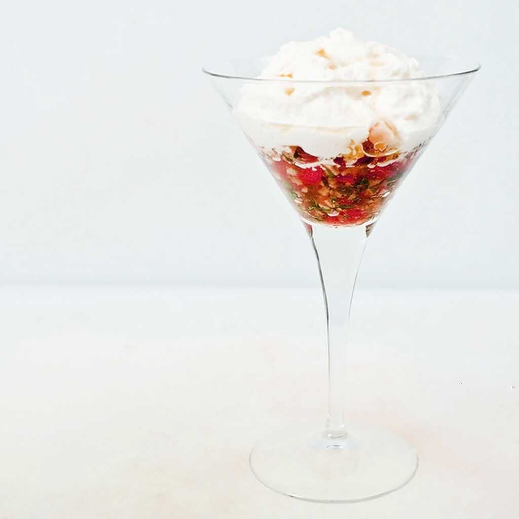 Tomatentartar mit Mozzarella-Creme