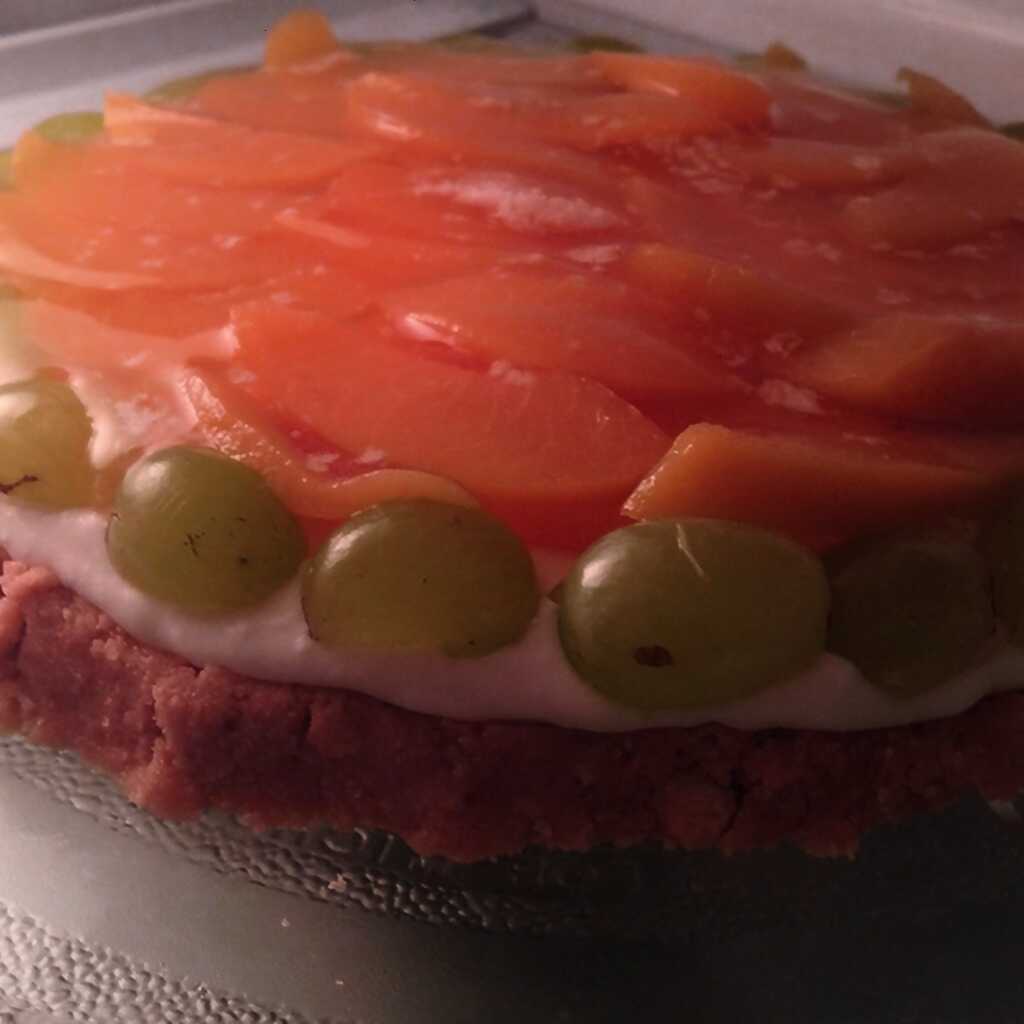 Ungebackener Käsekuchen mit Pfirsichen